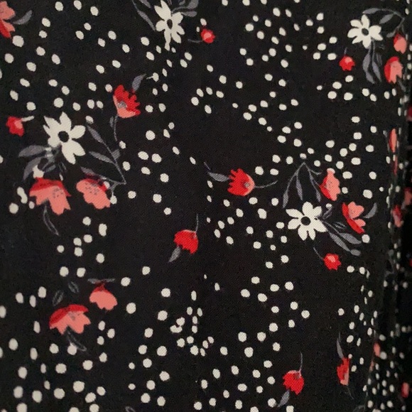 H&M Divided floral print wrap dress - Picture 2 of 5